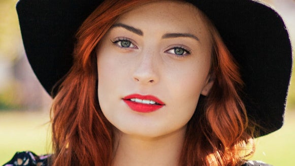 photo of woman in hat